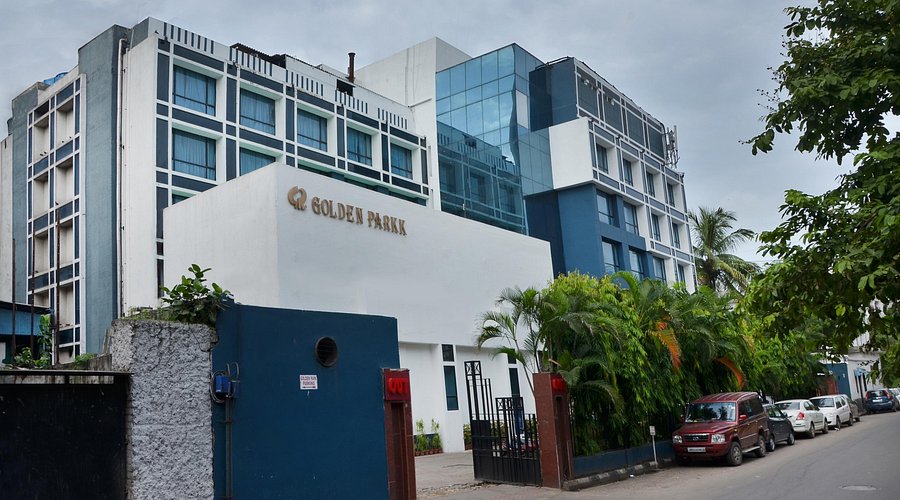 GOLDEN PARK HOTEL